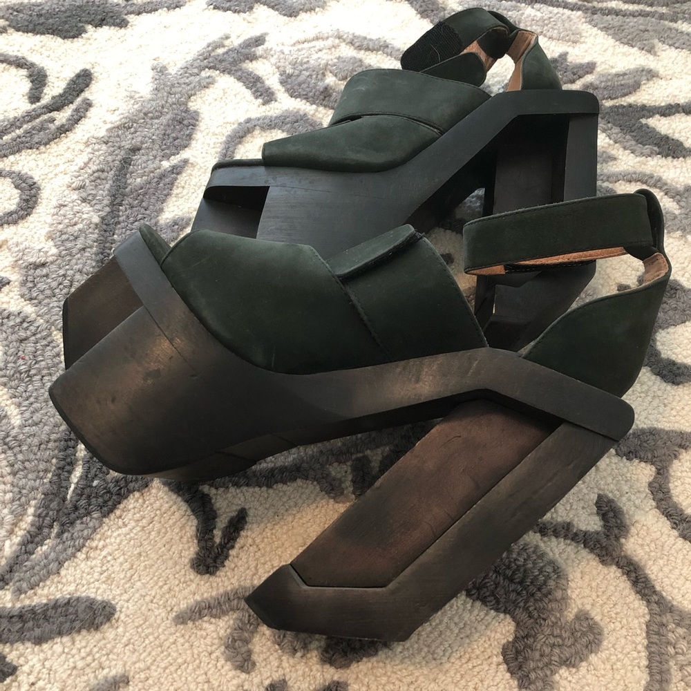 Art Deco Wood Platforms